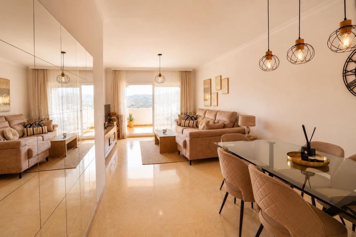 2 Zimmer Apartment zu verkaufen in Elviria mit Pool Garage - 419.000 € (Ref: 10101308)
