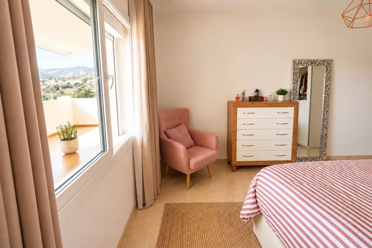 2 Zimmer Apartment zu verkaufen in Elviria mit Pool Garage - 419.000 € (Ref: 10101308)