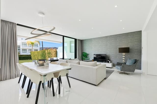 3 chambre Appartement à vendre à Estepona avec piscine garage - 1 200 000 € (Ref: 10101311)