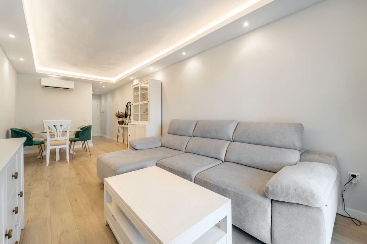2 slaapkamer Appartement te koop in Benalmadena met zwembad garage - € 390.000 (Ref: 10101313)