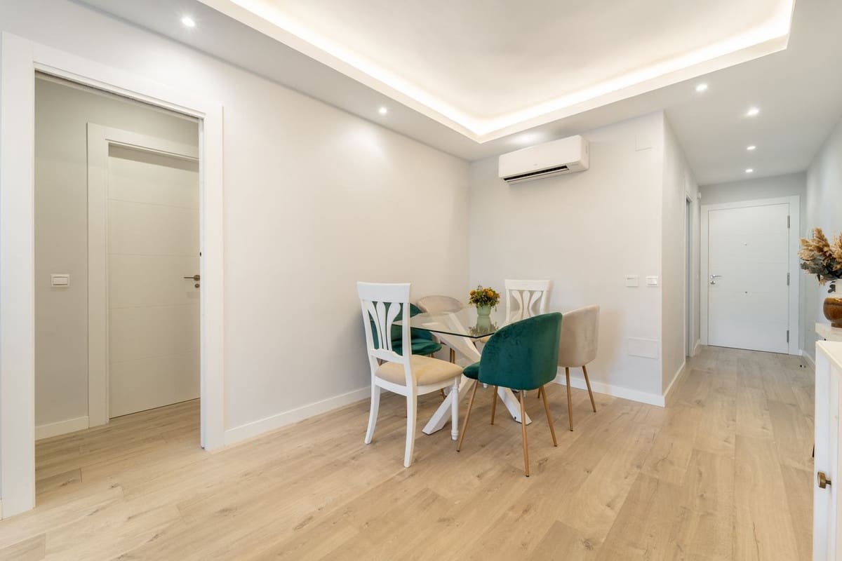 2 slaapkamer Appartement te koop in Benalmadena met zwembad garage - € 390.000 (Ref: 10101313)