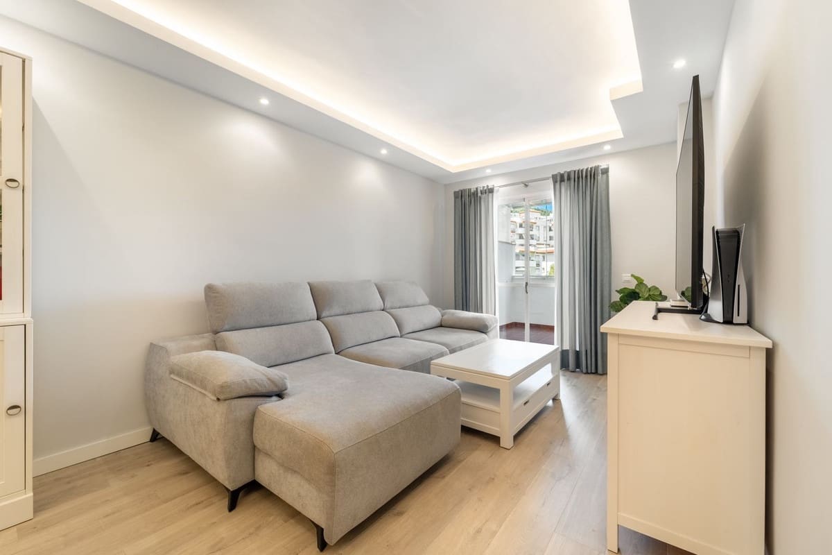 2 slaapkamer Appartement te koop in Benalmadena met zwembad garage - € 390.000 (Ref: 10101313)