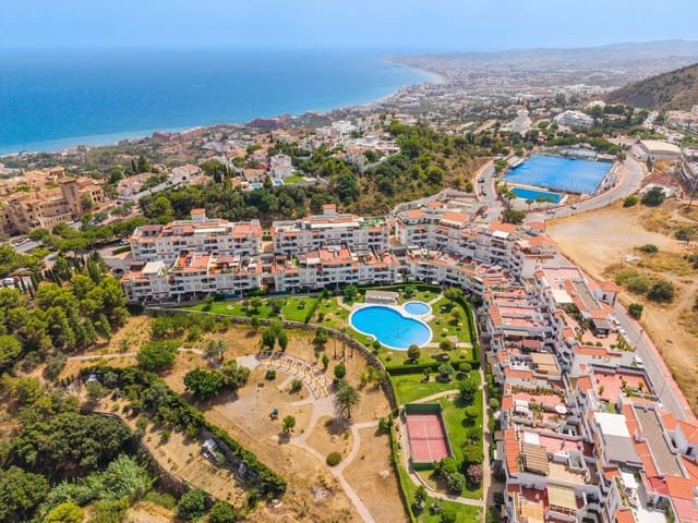 2 slaapkamer Appartement te koop in Benalmádena met zwembad garage - € 390.000 (Ref: 10101313)