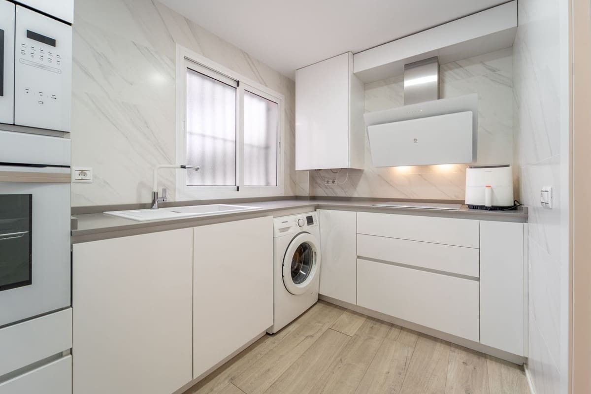 2 slaapkamer Appartement te koop in Benalmadena met zwembad garage - € 390.000 (Ref: 10101313)