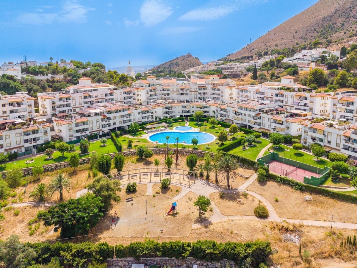 2 slaapkamer Appartement te koop in Benalmadena met zwembad garage - € 390.000 (Ref: 10101313)