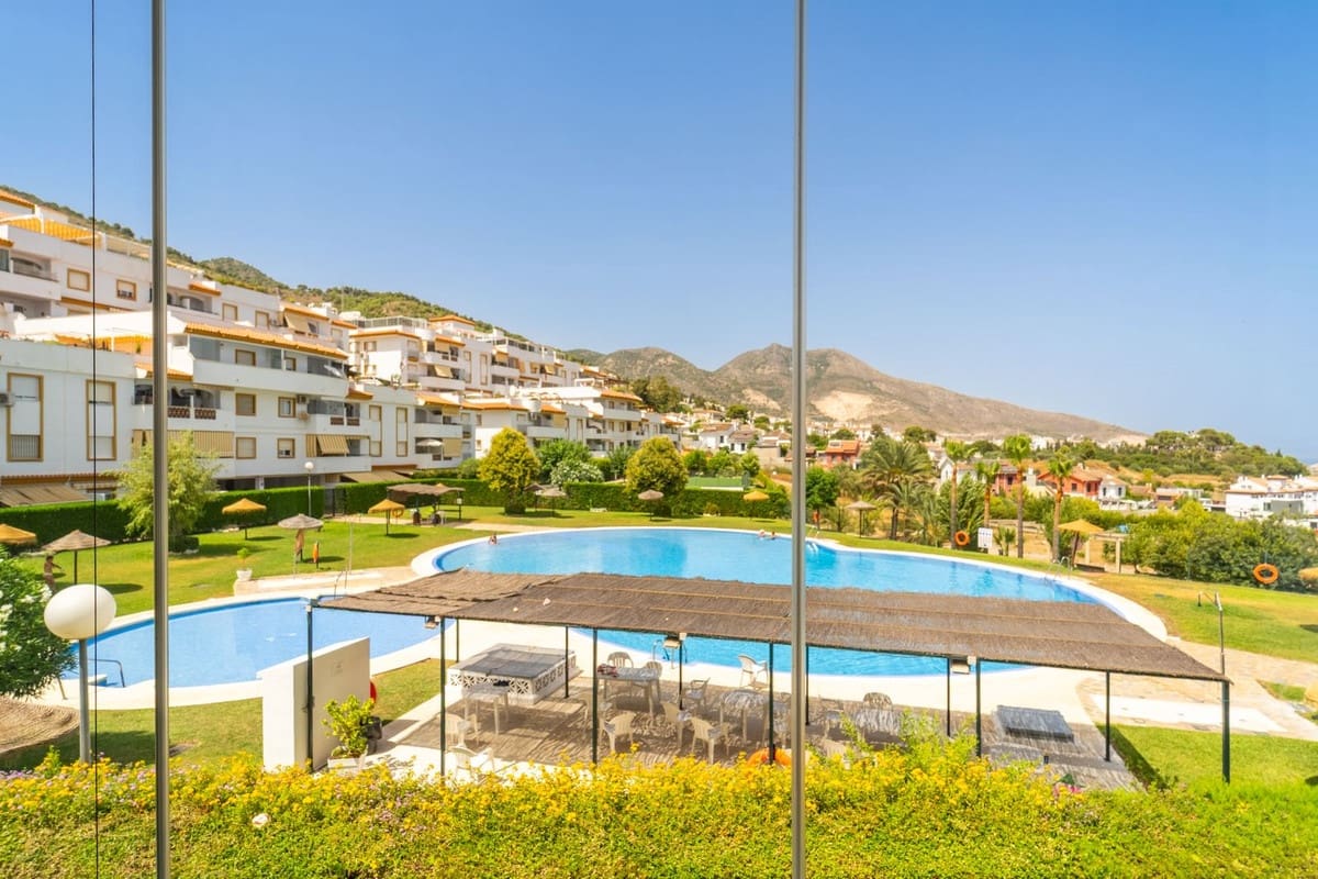 2 slaapkamer Appartement te koop in Benalmadena met zwembad garage - € 390.000 (Ref: 10101313)