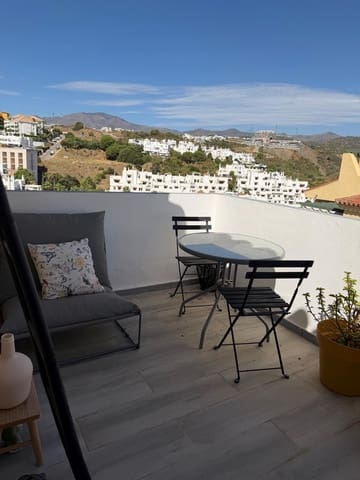 Apartamento de 3 habitaciones en Selwo, Estepona en venta con piscina - 499.000 € (Ref: 10101315)