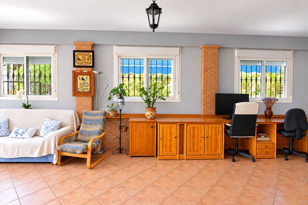 4 Zimmer Villa zu verkaufen in Coin mit Pool Garage - 795.000 € (Ref: 10101318)