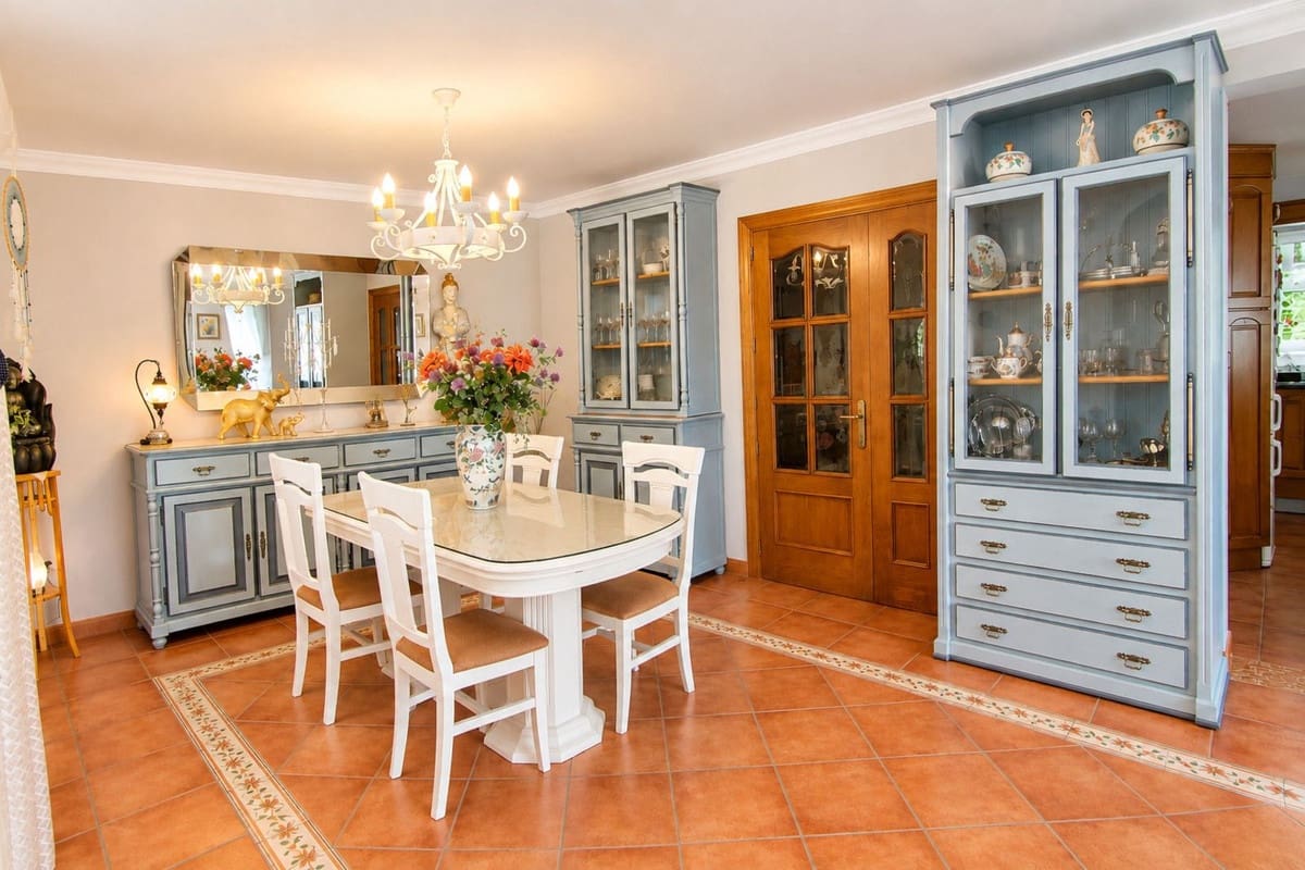 4 Zimmer Villa zu verkaufen in Coin mit Pool Garage - 795.000 € (Ref: 10101318)