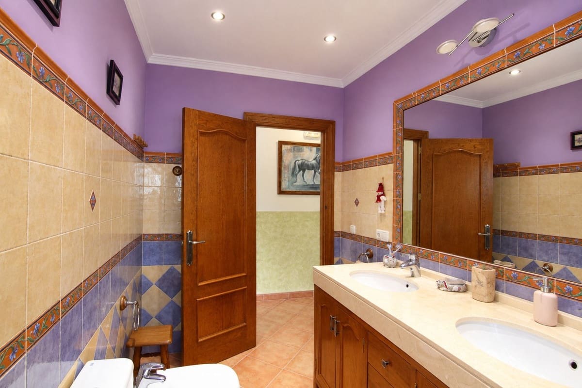 4 Zimmer Villa zu verkaufen in Coin mit Pool Garage - 795.000 € (Ref: 10101318)