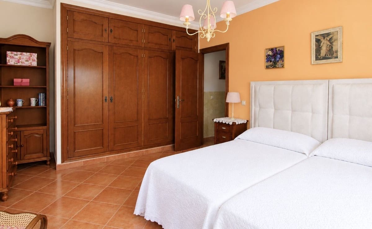 4 Zimmer Villa zu verkaufen in Coin mit Pool Garage - 795.000 € (Ref: 10101318)