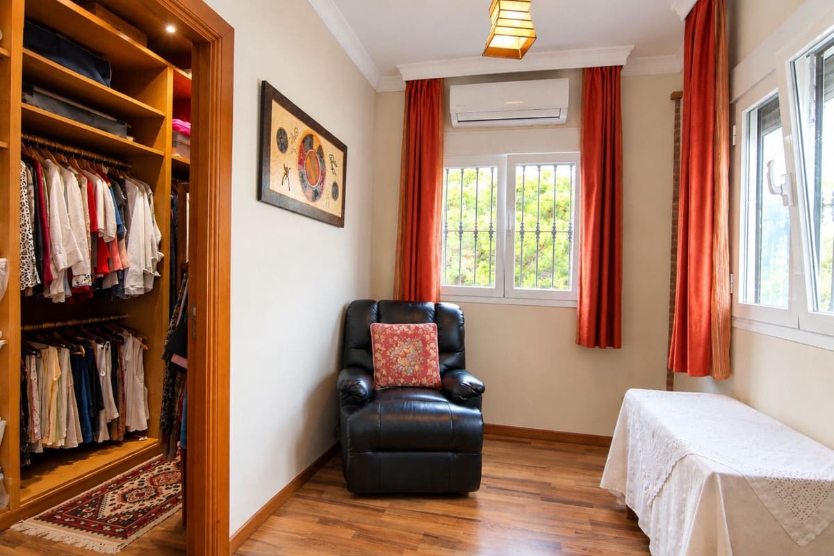 4 Zimmer Villa zu verkaufen in Coin mit Pool Garage - 795.000 € (Ref: 10101318)