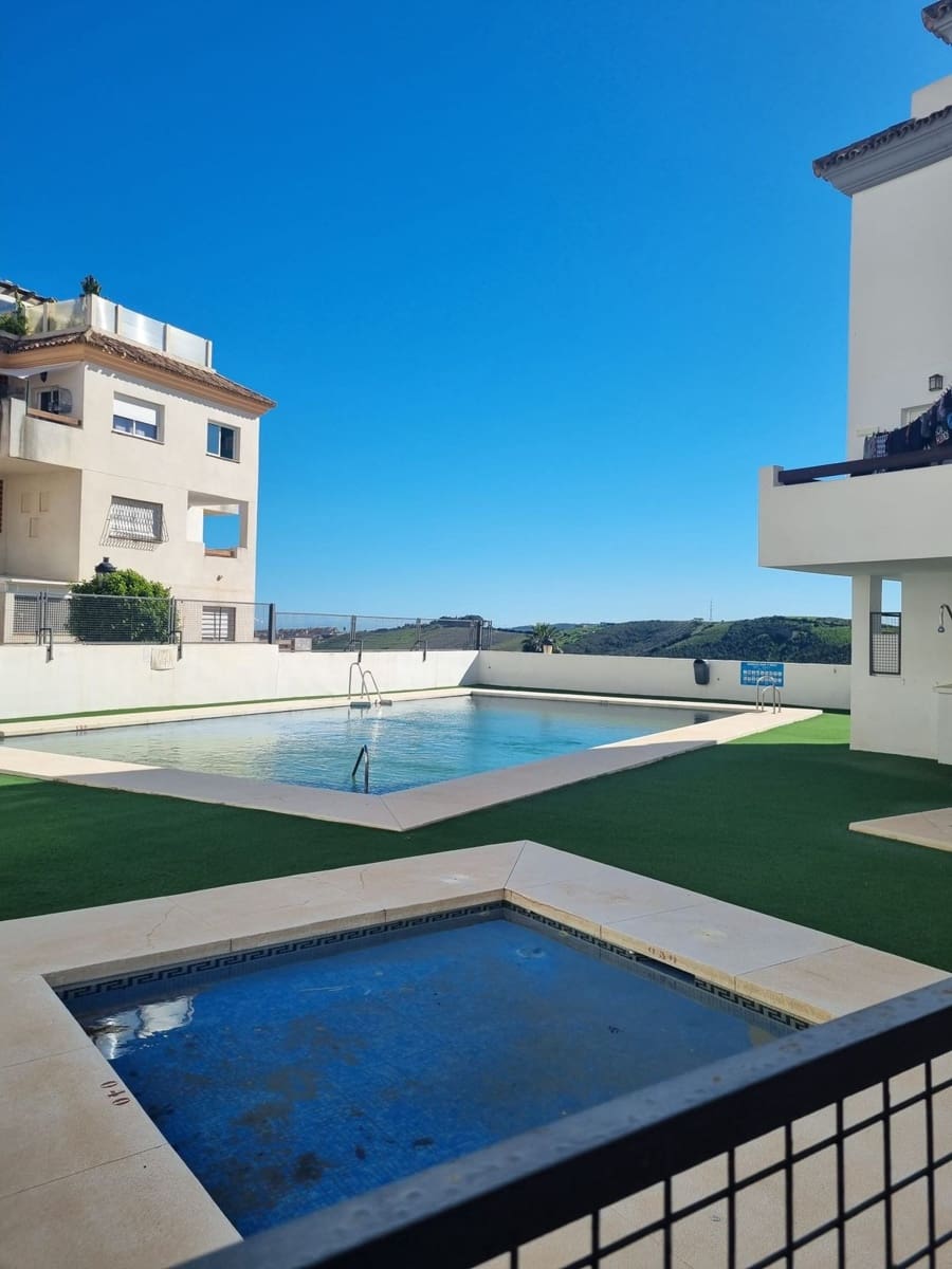 2 Zimmer Apartment zu verkaufen in Manilva mit Pool Garage - 255.000 € (Ref: 10101319)