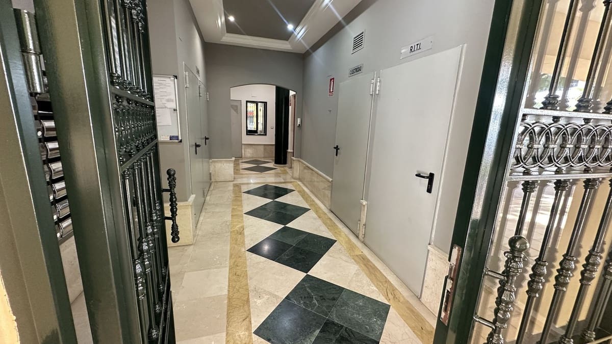 1 camera da letto Appartamento in vendita in Estepona - 275.000 € (Rif: 10118454)