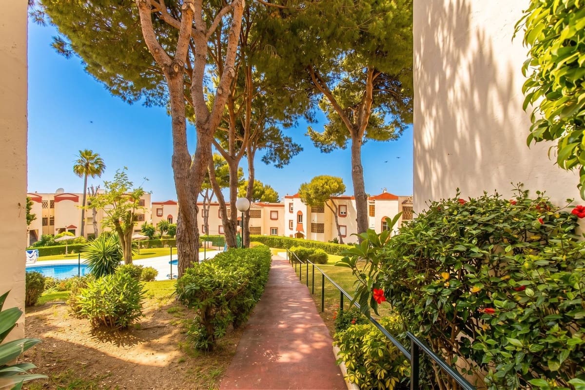 2 makuuhuone Huoneisto myytävänä paikassa Riviera del Sol mukana uima-altaan - 320 000 € (Ref: 10118455)