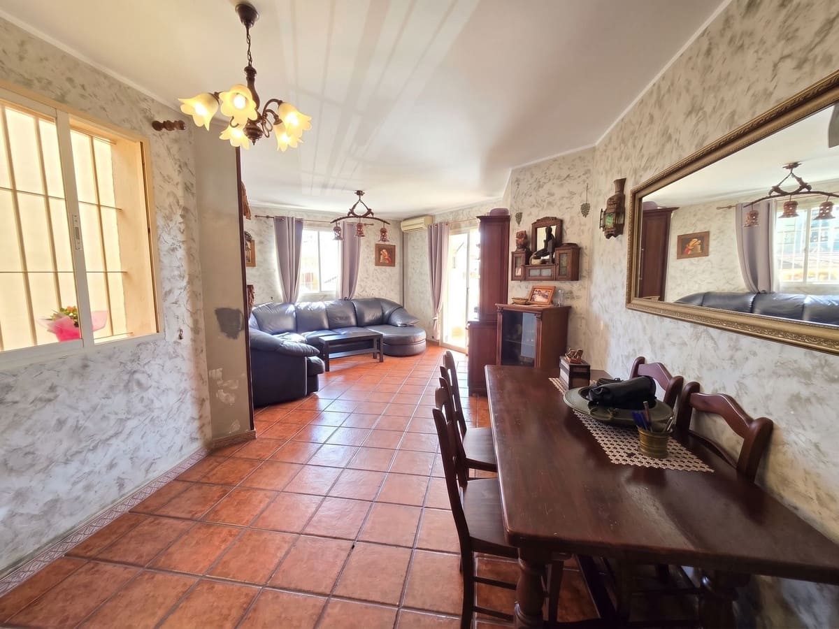2 makuuhuone Huoneisto myytävänä paikassa Riviera del Sol mukana uima-altaan - 320 000 € (Ref: 10118455)