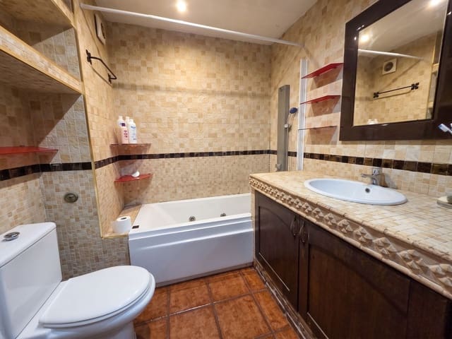 2 makuuhuone Huoneisto myytävänä paikassa Riviera del Sol, Mijas mukana uima-altaan - 320 000 € (Ref: 10118455)