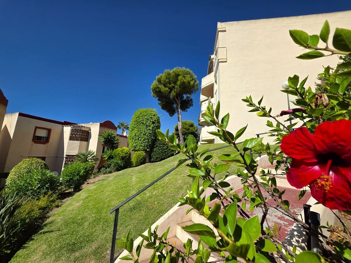 2 makuuhuone Huoneisto myytävänä paikassa Riviera del Sol mukana uima-altaan - 320 000 € (Ref: 10118455)