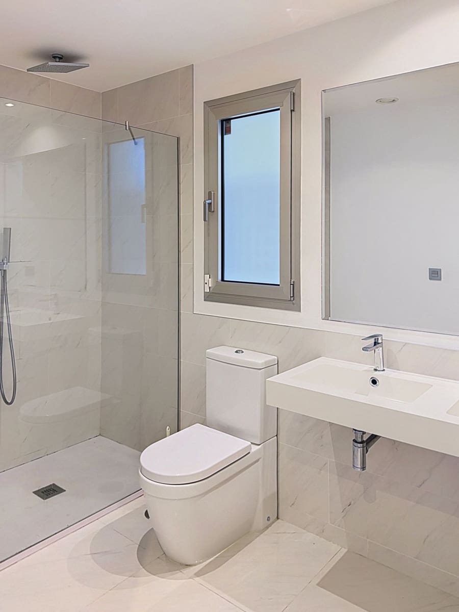 3 bedroom Apartment for sale in Bel-Air with pool garage - € 479,999 (Ref: 10118461)