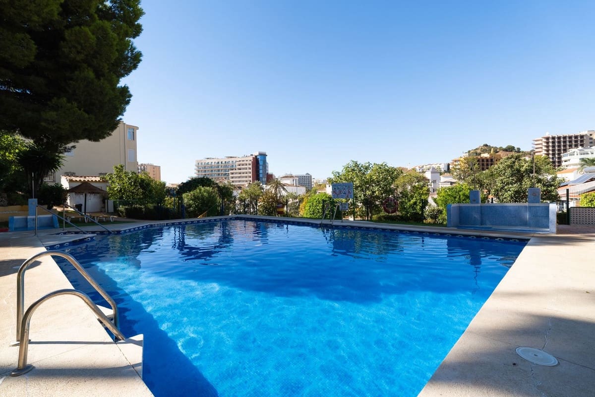 1 quarto Apartamento para venda em Benalmadena Costa com piscina - 285 000 € (Ref: 10118462)