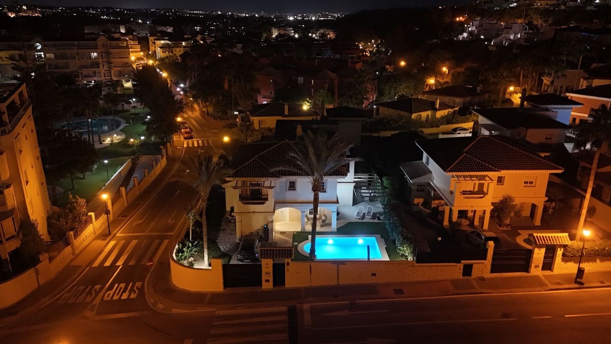 4 camera da letto Villa in vendita in La Cala Hills con piscina - 892.500 € (Rif: 10118463)