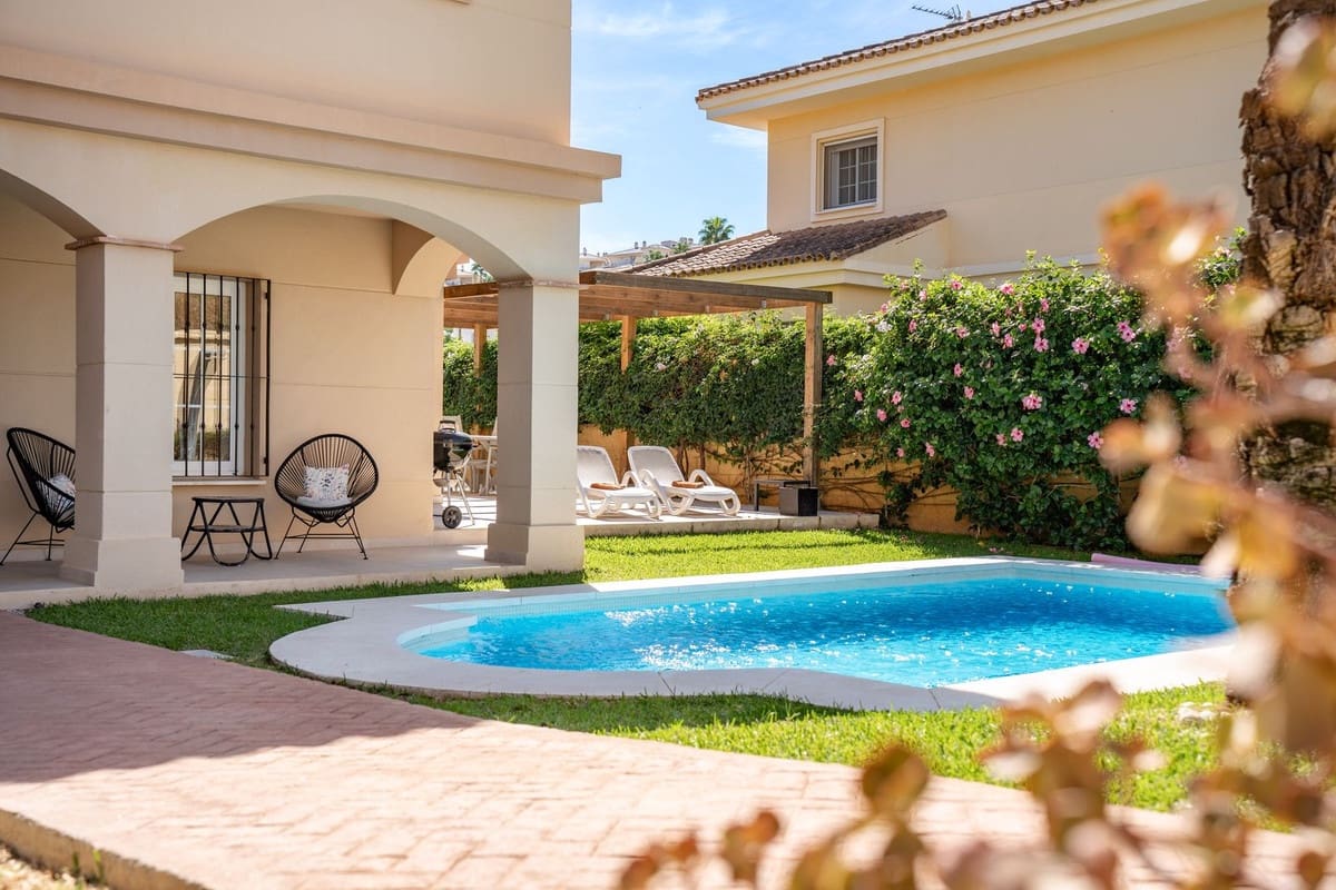4 camera da letto Villa in vendita in La Cala Hills con piscina - 892.500 € (Rif: 10118463)