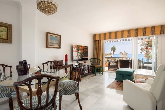 Apartamento de 2 habitaciones en Calahonda, Mijas en venta con piscina - 699.000 € (Ref: 10118464)