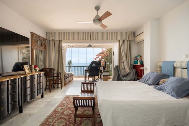 Apartamento de 2 habitaciones en Calahonda, Mijas en venta con piscina - 699.000 € (Ref: 10118464)