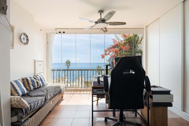 Apartamento de 2 habitaciones en Calahonda, Mijas en venta con piscina - 699.000 € (Ref: 10118464)