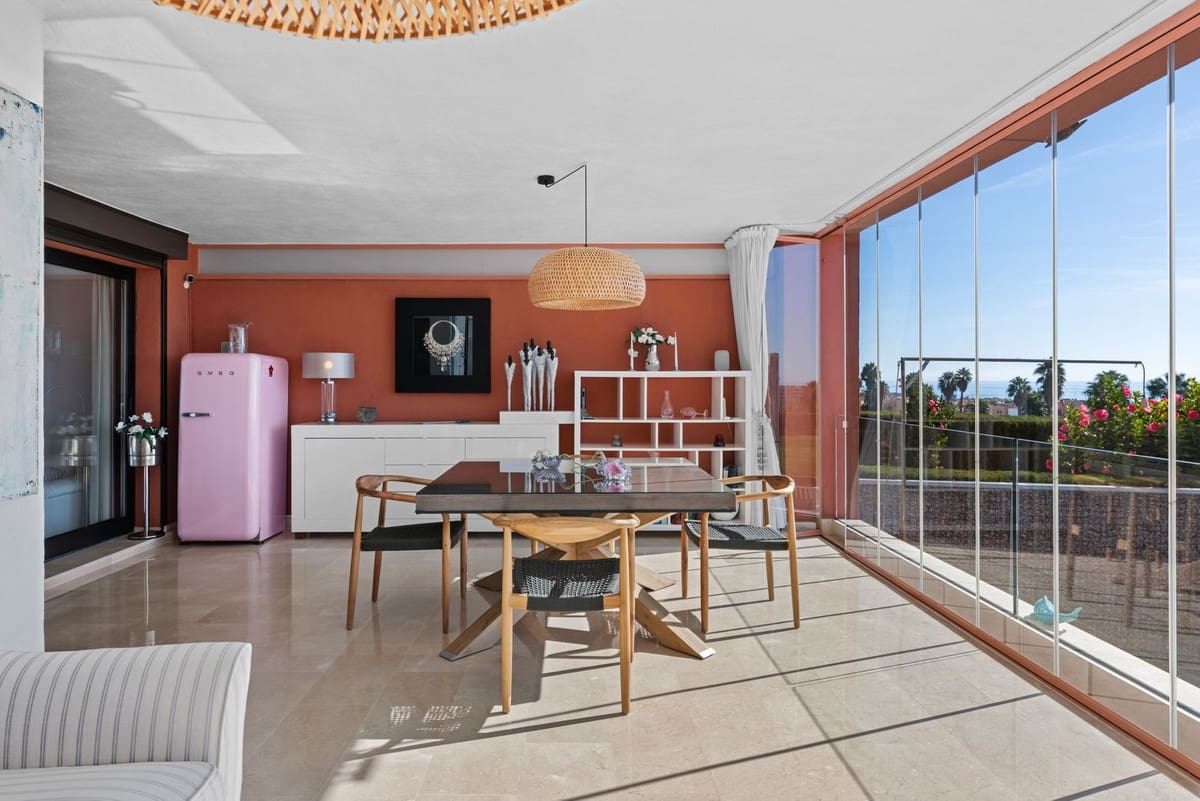2 quarto Apartamento para venda em Bahia de Casares com piscina garagem - 480 000 € (Ref: 10118465)