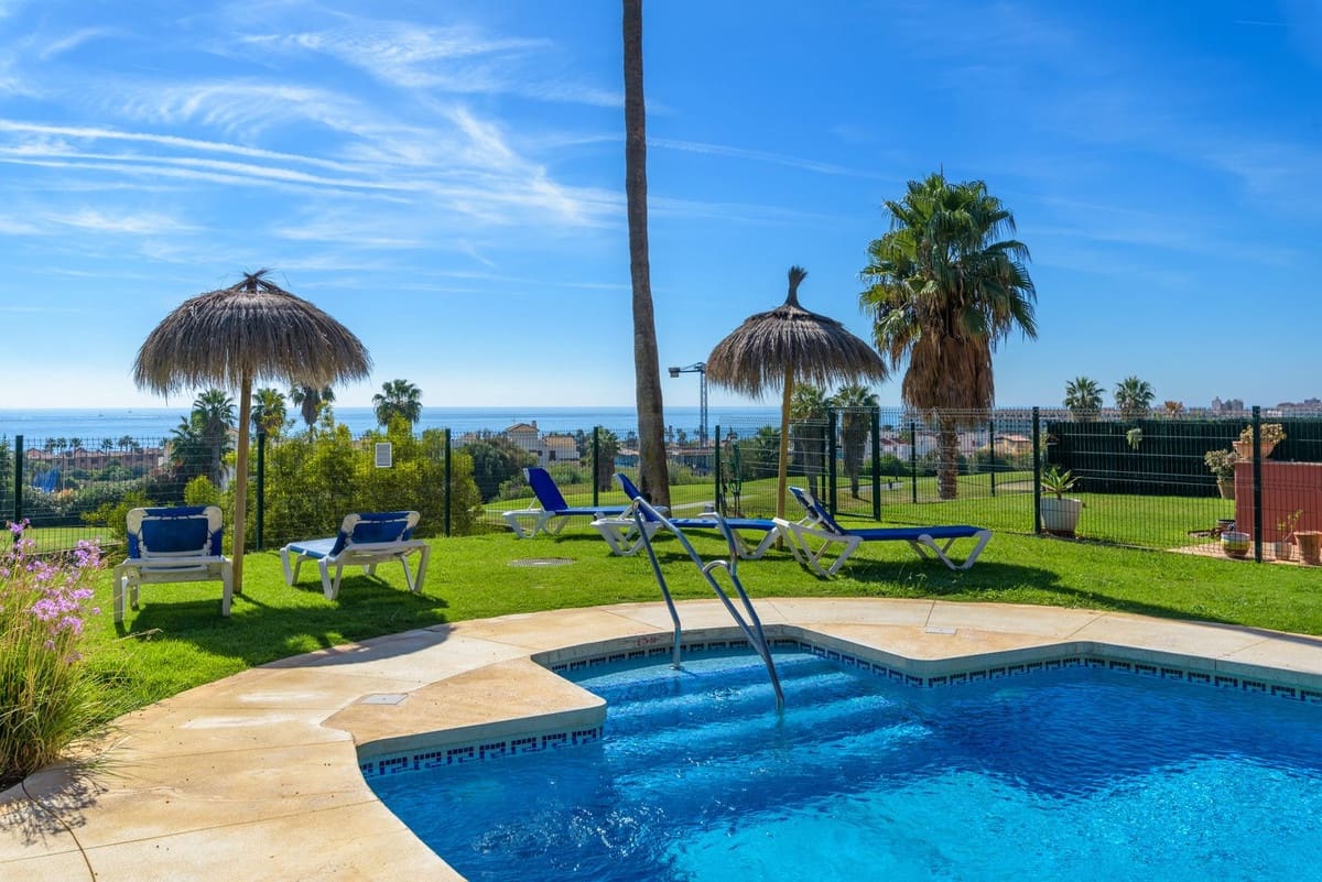 2 quarto Apartamento para venda em Bahia de Casares com piscina garagem - 480 000 € (Ref: 10118465)