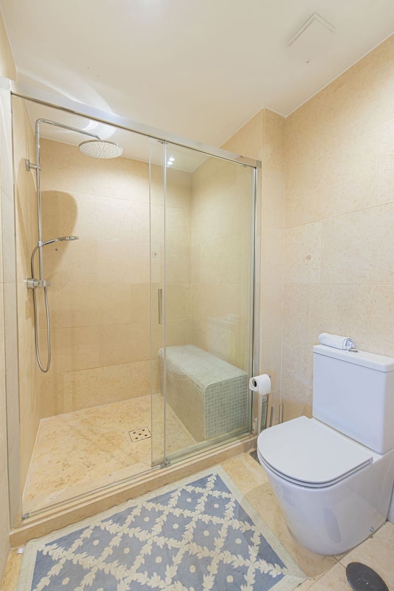Apartamento de 3 habitaciones en Nueva Andalucia en venta con piscina - 2.495.000 € (Ref: 10118467)