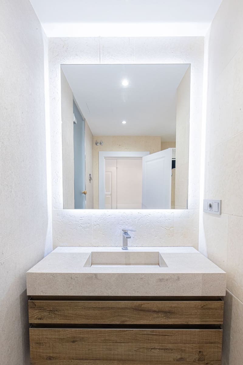 Apartamento de 3 habitaciones en Nueva Andalucia en venta con piscina - 2.495.000 € (Ref: 10118467)