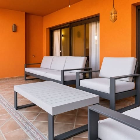 2 soveværelse Lejlighed til salg i Buenas Noches, Estepona med swimmingpool garage - € 510.000 (Ref: 10118472)