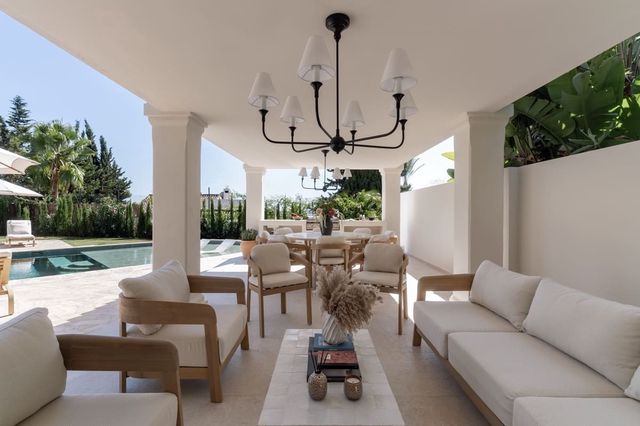 4 chambre Villa/Maison à vendre à Nueva Andalucia, Marbella avec piscine garage - 3 495 000 € (Ref: 10118473)