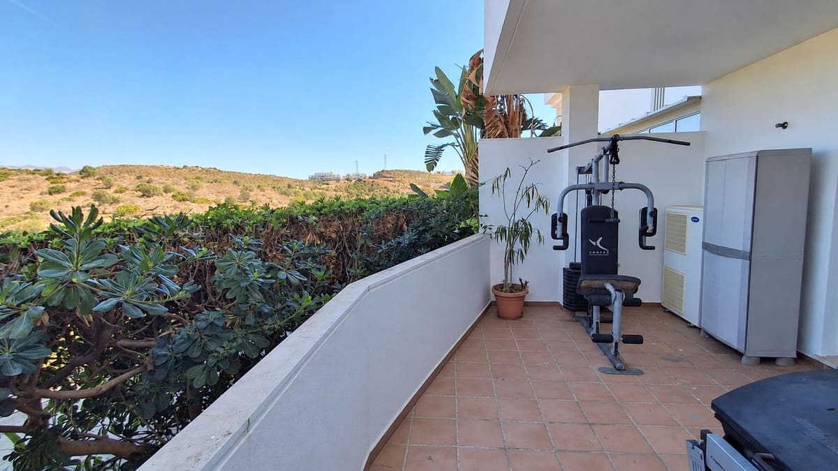 Apartamento de 2 habitaciones en Miraflores en venta con piscina garaje - 389.000 € (Ref: 10118476)
