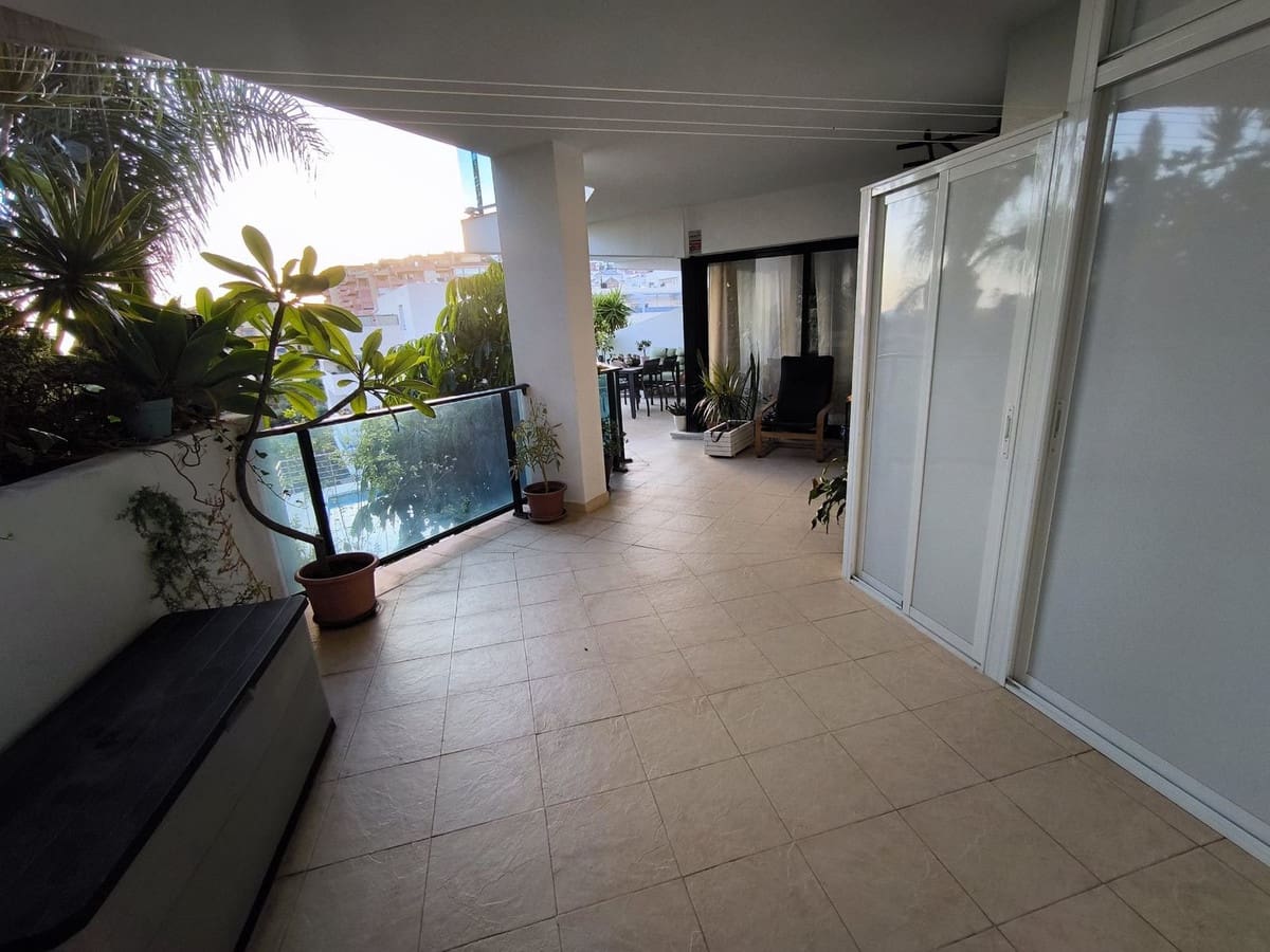 3 makuuhuone Huoneisto myytävänä paikassa Riviera del Sol mukana uima-altaan 
autotalli - 350 000 € (Ref: 10118477)
