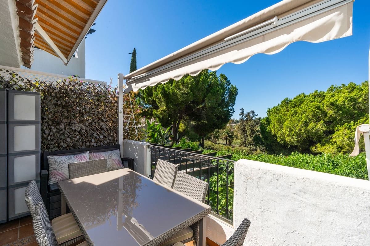 3 bedroom Apartment for sale in Golden Mile with pool - € 715,000 (Ref: 10120941)