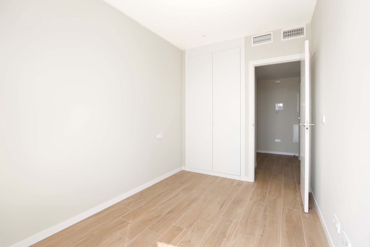 4 soverom Leilighet til salgs i Marbella med svømmebasseng garasje - € 995 000 (Ref: 10120944)
