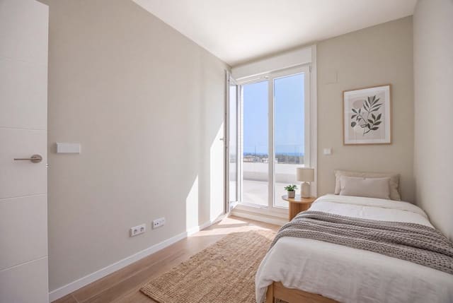 4 soverom Leilighet til salgs i Marbella med svømmebasseng garasje - € 995 000 (Ref: 10120944)