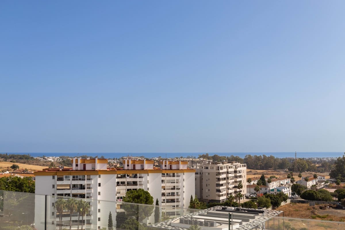 4 soverom Leilighet til salgs i Marbella med svømmebasseng garasje - € 995 000 (Ref: 10120944)