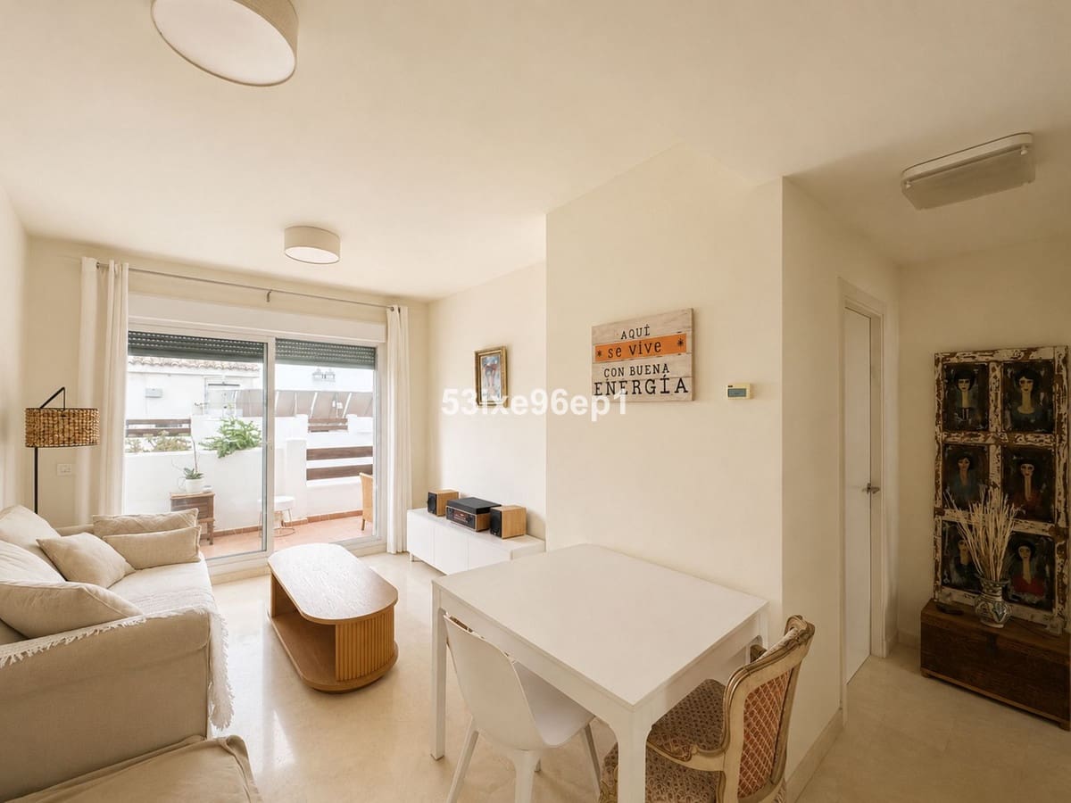 2 slaapkamer Appartement te koop in Estepona met zwembad garage - € 274.000 (Ref: 10120950)