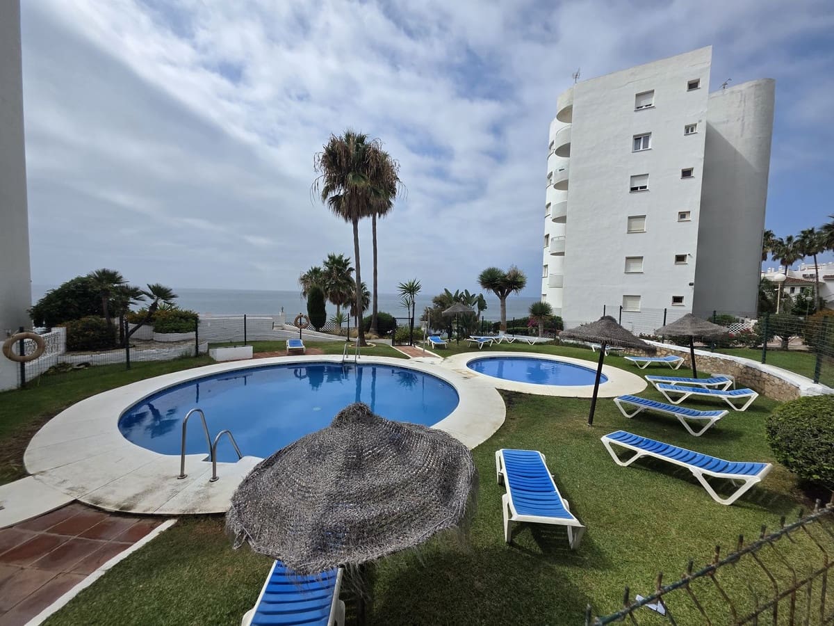 Apartamento de 1 habitación en Calahonda en venta con piscina - 285.000 € (Ref: 10120955)