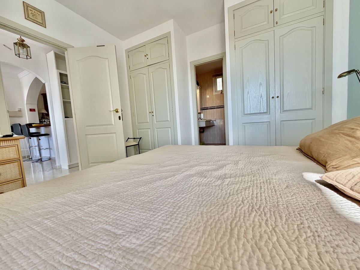 2 makuuhuone Huoneisto myytävänä paikassa Calahonda mukana uima-altaan - 369 000 € (Ref: 10120957)