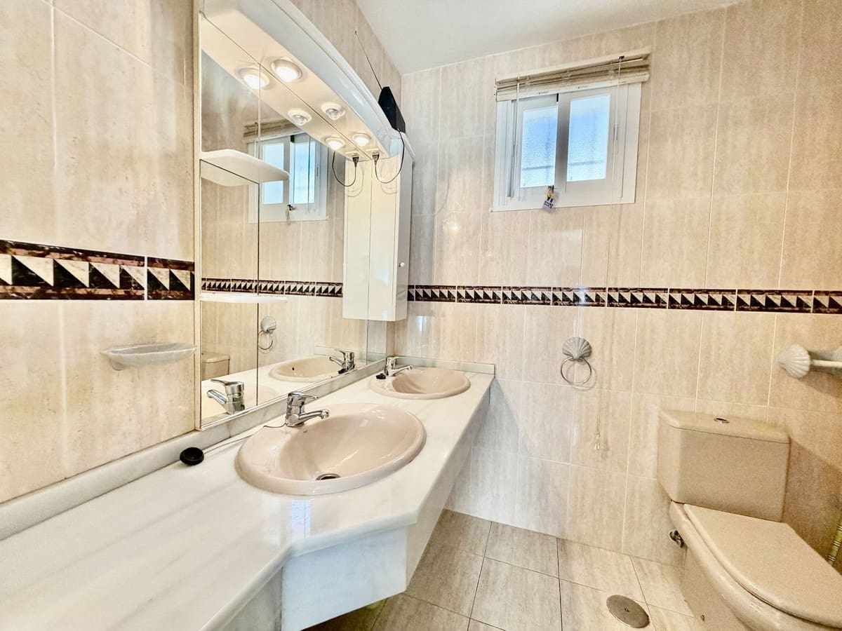 2 makuuhuone Huoneisto myytävänä paikassa Calahonda mukana uima-altaan - 369 000 € (Ref: 10120957)