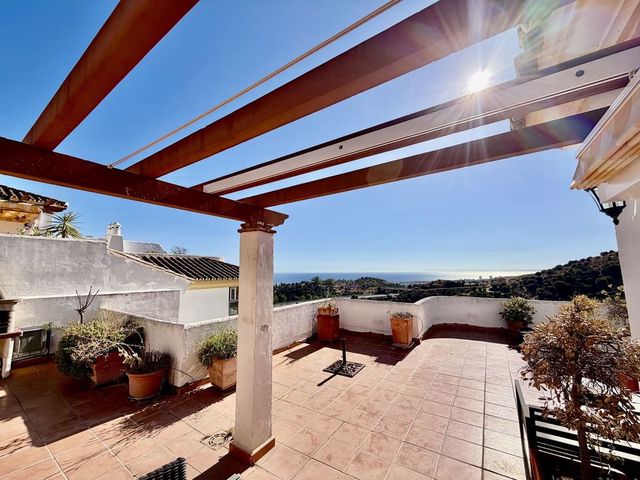 2 makuuhuone Huoneisto myytävänä paikassa Calahonda, Mijas mukana uima-altaan - 369 000 € (Ref: 10120957)