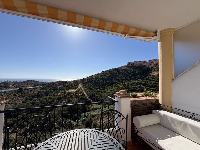 2 makuuhuone Huoneisto myytävänä paikassa Calahonda, Mijas mukana uima-altaan - 369 000 € (Ref: 10120957)