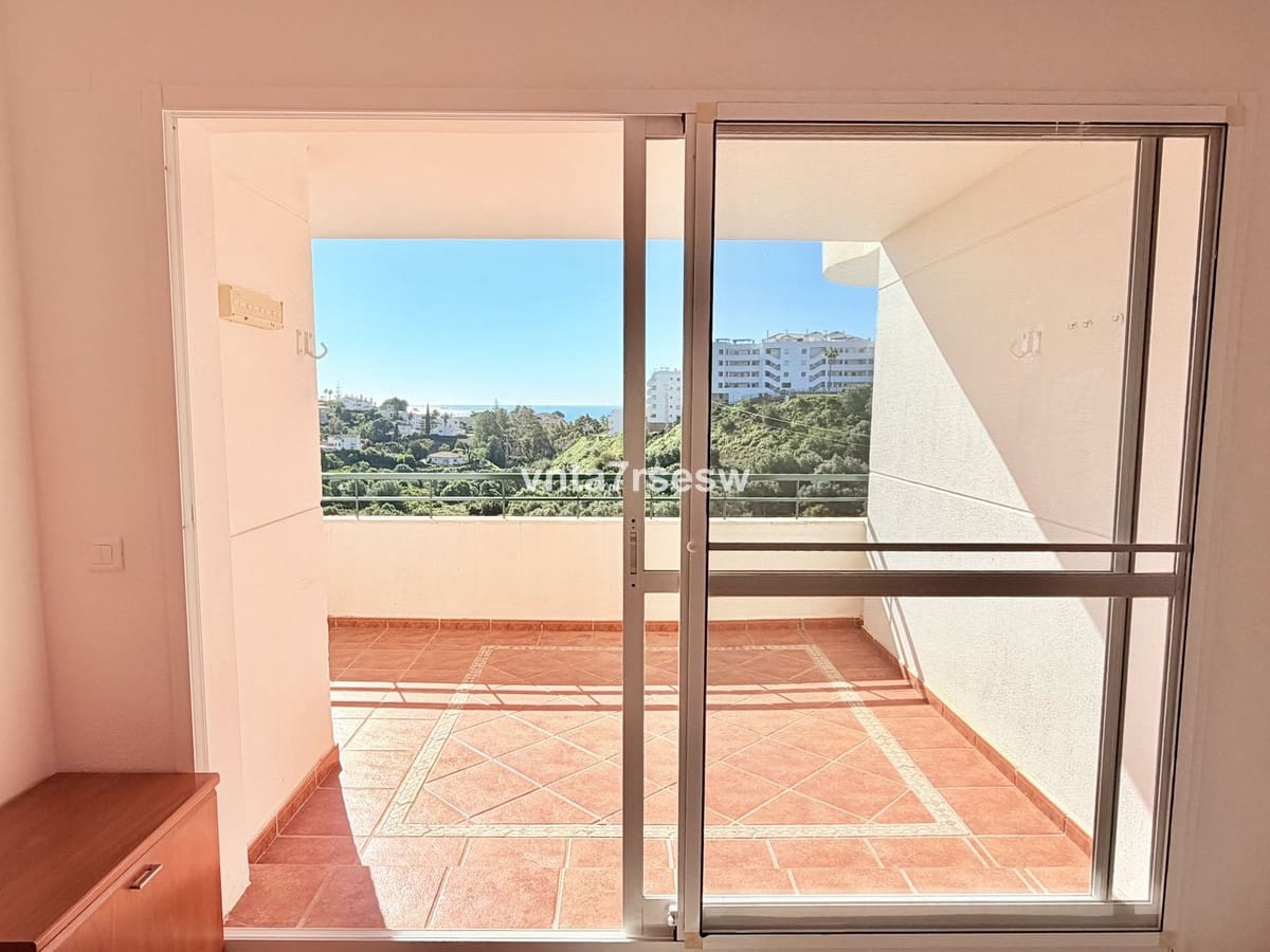 3 makuuhuone Huoneisto myytävänä paikassa Riviera del Sol mukana uima-altaan 
autotalli - 295 000 € (Ref: 10120958)