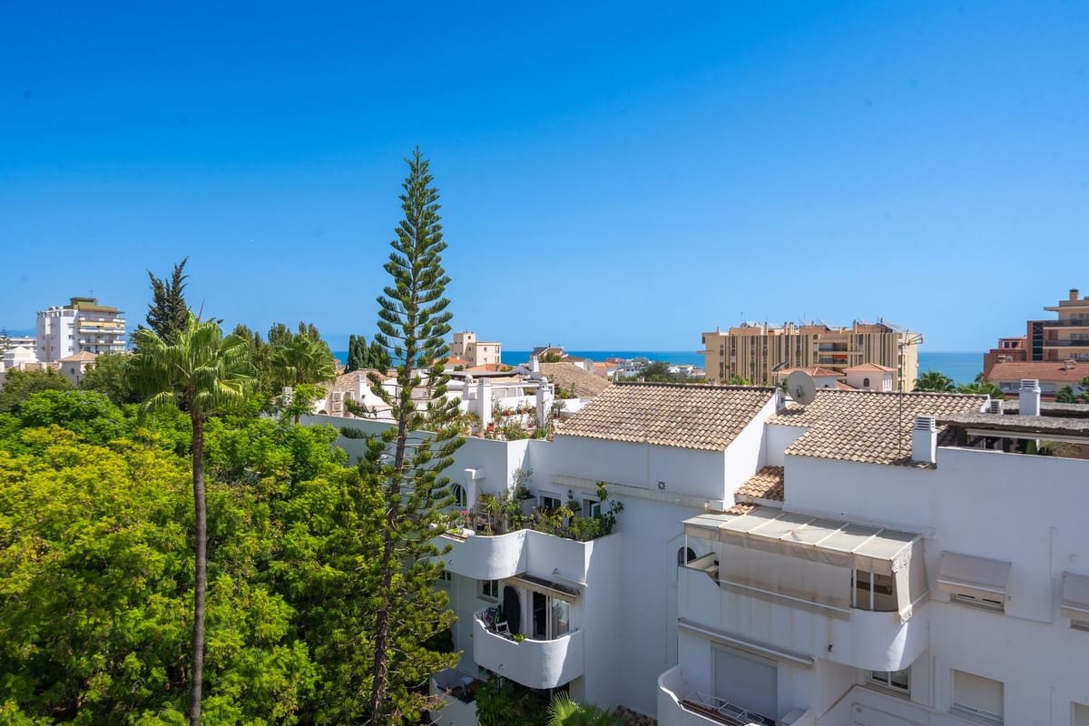 4 soverom Leilighet til salgs i Torremolinos med svømmebasseng garasje - € 895 000 (Ref: 10120960)