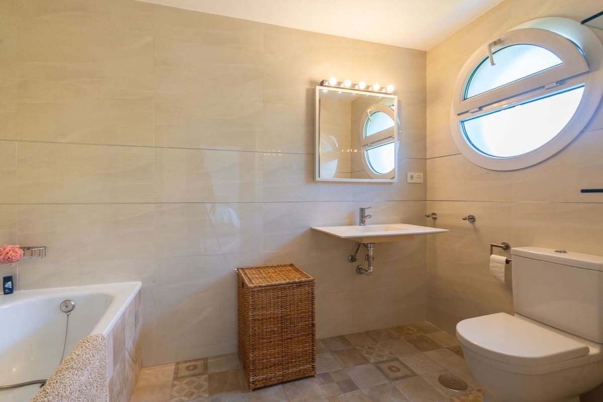4 soverom Leilighet til salgs i Torremolinos med svømmebasseng garasje - € 895 000 (Ref: 10120960)